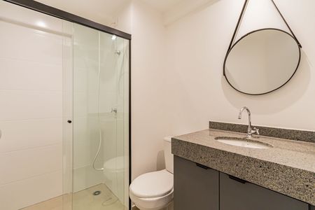 Studio à venda com 34m², 1 quarto e sem vaga Studio à venda com 34m², 1 quarto e sem vagaBanheiro social