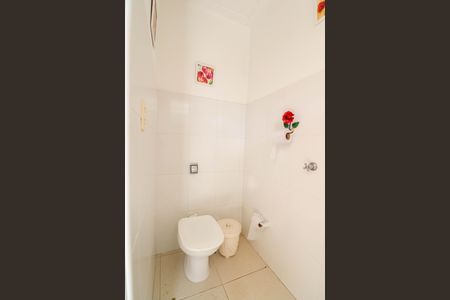 Casa para alugar com 152m², 4 quartos e 2 vagas