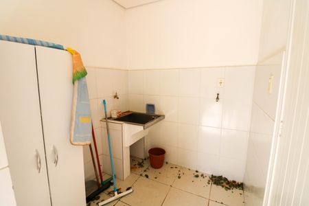 Casa para alugar com 152m², 4 quartos e 2 vagas