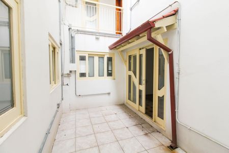 Casa para alugar com 400m², 5 quartos e 4 vagas Casa para alugar com 400m², 5 quartos e 4 vagasVaranda da Sala 2