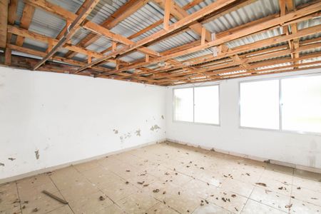 Casa para alugar com 400m², 5 quartos e 4 vagas Casa para alugar com 400m², 5 quartos e 4 vagasFundos