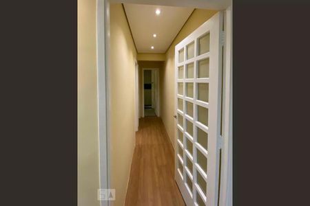 Apartamento à venda com 58m², 2 quartos e 1 vagaCorredor