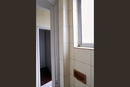 Apartamento à venda com 123m², 3 quartos e 1 vaga Apartamento à venda com 123m², 3 quartos e 1 vagaBanheiro de serviço