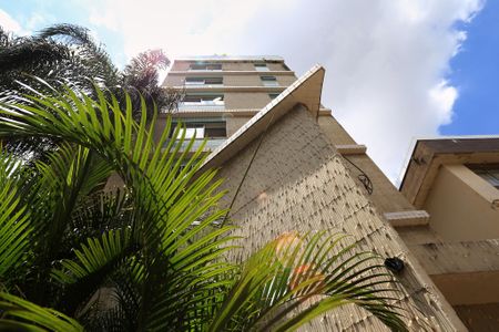 Apartamento à venda com 123m², 3 quartos e 1 vaga Apartamento à venda com 123m², 3 quartos e 1 vagaFachada