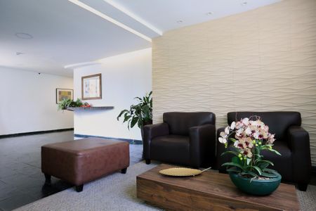 Apartamento à venda com 123m², 3 quartos e 1 vaga Apartamento à venda com 123m², 3 quartos e 1 vagaHall