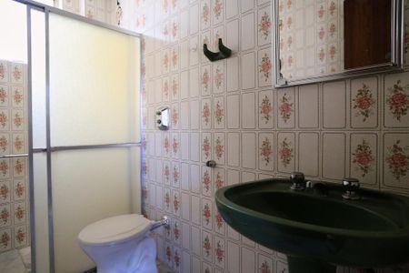 Apartamento à venda com 123m², 3 quartos e 1 vaga Apartamento à venda com 123m², 3 quartos e 1 vagaBanheiro