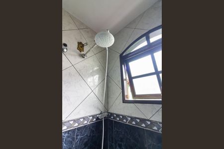 Casa à venda com 70m², 3 quartos e 2 vagas Casa à venda com 70m², 3 quartos e 2 vagasBanheiro 2