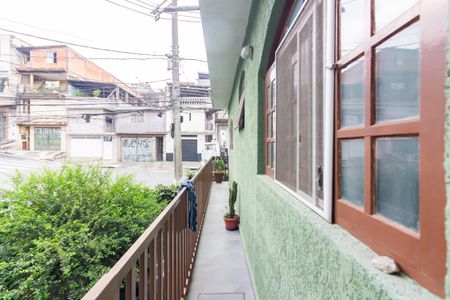 Casa à venda com 70m², 3 quartos e 2 vagas Casa à venda com 70m², 3 quartos e 2 vagasCobertura