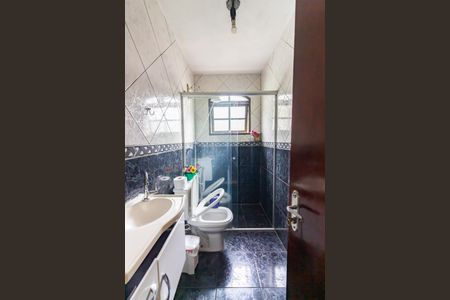 Casa à venda com 70m², 3 quartos e 2 vagas Casa à venda com 70m², 3 quartos e 2 vagasBanheiro 2