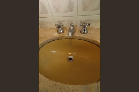 Apartamento para alugar com 110m², 3 quartos e 1 vagaBanheiro da Suíte