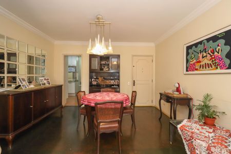 Apartamento para alugar com 110m², 3 quartos e 1 vagaSala