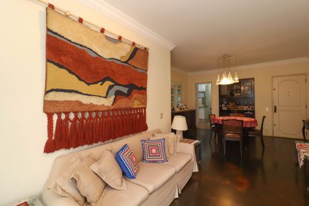 Apartamento para alugar com 110m², 3 quartos e 1 vagaSala