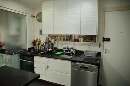 Apartamento para alugar com 106m², 3 quartos e 2 vagasCozinha