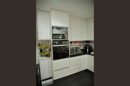 Apartamento para alugar com 106m², 3 quartos e 2 vagasCozinha