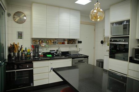 Apartamento para alugar com 106m², 3 quartos e 2 vagasCozinha