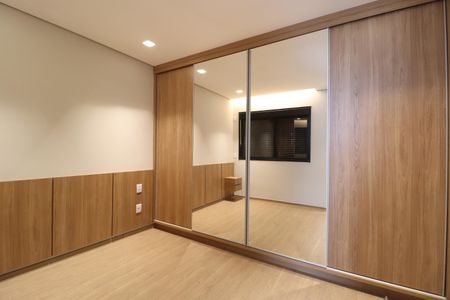 Apartamento para alugar com 81m², 3 quartos e 2 vagasSuíte