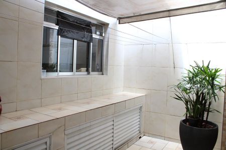 Casa à venda com 115m², 2 quartos e 1 vagaChurrasqueira