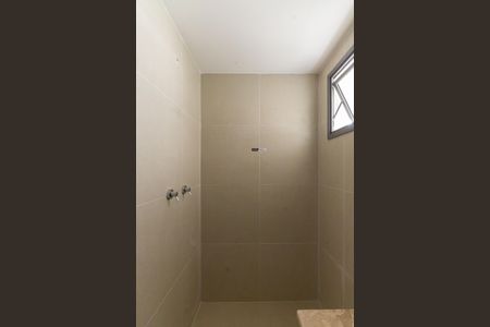 Apartamento à venda com 120m², 3 quartos e 2 vagas Apartamento à venda com 120m², 3 quartos e 2 vagasBanheiro da Suíte 2