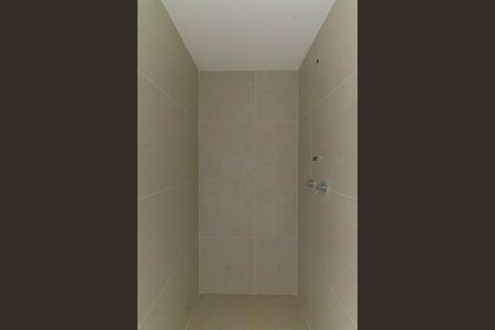 Apartamento à venda com 120m², 3 quartos e 2 vagas Apartamento à venda com 120m², 3 quartos e 2 vagasBanheiro da Suíte 1