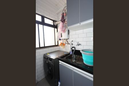 Apartamento à venda com 75m², 3 quartos e 1 vagaÁrea de Serviço