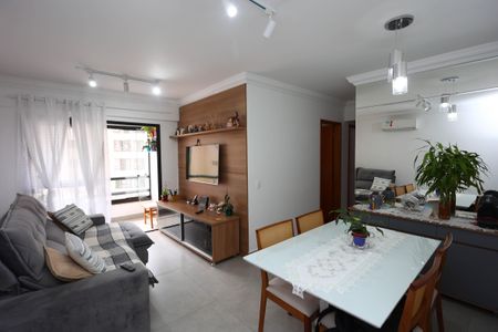 Sala  de apartamento à venda com 3 quartos, 75m² em Jardim da Gloria, Taboão da Serra