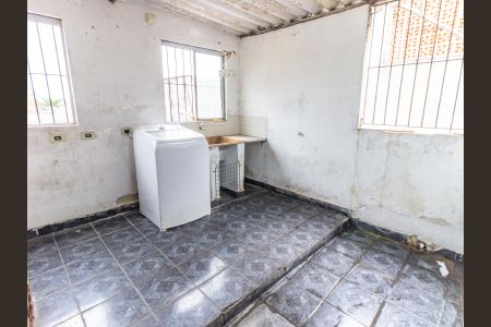 Casa à venda com 300m², 4 quartos e 1 vagaÁrea de Serviço