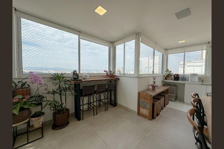 Apartamento à venda com 190m², 3 quartos e 3 vagasSala