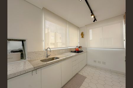 Apartamento à venda com 190m², 3 quartos e 3 vagasCozinha