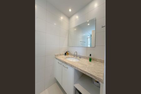 Apartamento à venda com 190m², 3 quartos e 3 vagasBanheiro Suíte 3