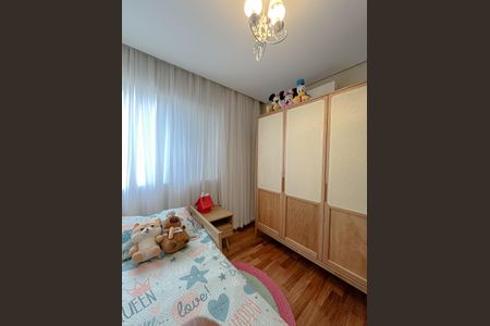 Apartamento à venda com 190m², 3 quartos e 3 vagasSuíte 2