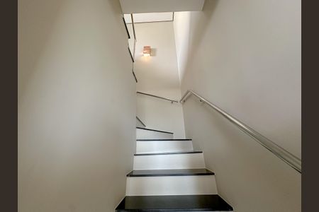 Apartamento à venda com 190m², 3 quartos e 3 vagasEscadas