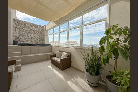 Apartamento à venda com 190m², 3 quartos e 3 vagasÁrea Gourmet