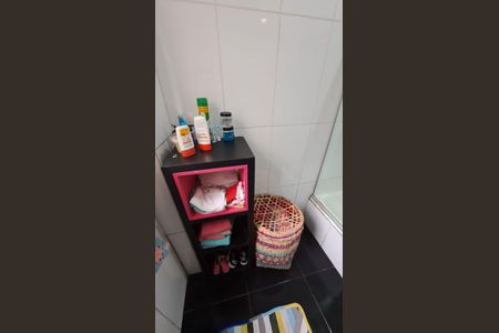 Apartamento à venda com 74m², 2 quartos e sem vagaBanheiro