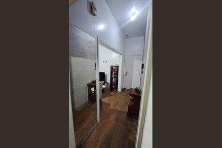 Apartamento à venda com 74m², 2 quartos e sem vagaSala