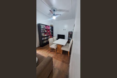 Apartamento à venda com 74m², 2 quartos e sem vagaSala