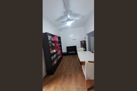 Apartamento à venda com 74m², 2 quartos e sem vagaSala