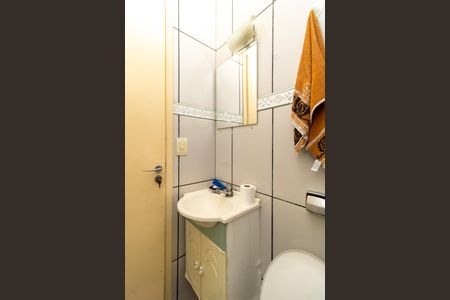 Casa à venda com 84m², 2 quartos e 1 vagaBanheiro Social 2