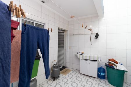 Casa à venda com 84m², 2 quartos e 1 vagaÁrea de Serviço