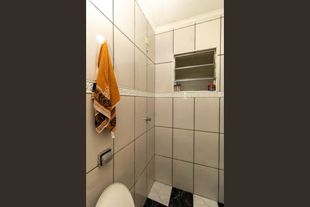 Casa à venda com 84m², 2 quartos e 1 vagaBanheiro Social 2