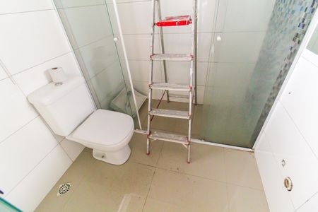 Casa à venda com 250m², 3 quartos e 2 vagas Casa à venda com 250m², 3 quartos e 2 vagasBanheiro da Suíte 1