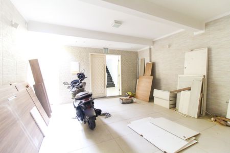 Casa à venda com 250m², 3 quartos e 2 vagas Casa à venda com 250m², 3 quartos e 2 vagasGaragem