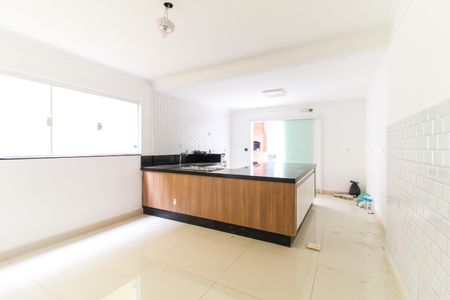 Casa à venda com 250m², 3 quartos e 2 vagas Casa à venda com 250m², 3 quartos e 2 vagasCozinha