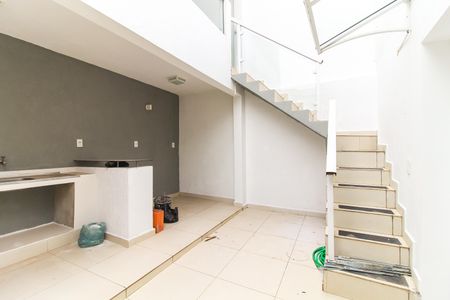 Casa à venda com 250m², 3 quartos e 2 vagas Casa à venda com 250m², 3 quartos e 2 vagasÁrea gourmet