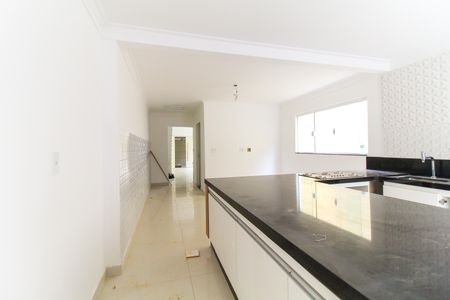 Casa à venda com 250m², 3 quartos e 2 vagas Casa à venda com 250m², 3 quartos e 2 vagasCozinha