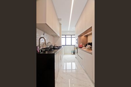Apartamento à venda com 96m², 3 quartos e 2 vagasCozinha