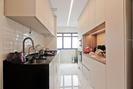 Apartamento à venda com 96m², 3 quartos e 2 vagasCozinha