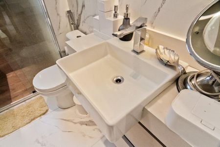 Apartamento à venda com 96m², 3 quartos e 2 vagasBanheiro