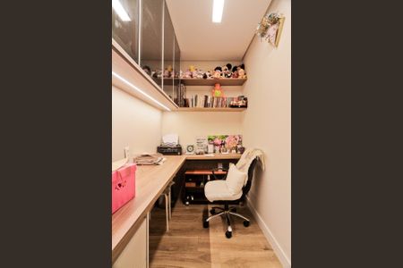 Apartamento à venda com 96m², 3 quartos e 2 vagasQuarto 2