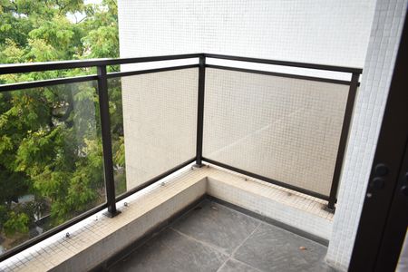 Sacada de apartamento para alugar com 3 quartos, 90m² em Mirandópolis, São Paulo