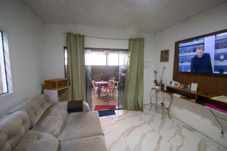 Casa para alugar com 2 quartos, 80m² em Qr 404, Brasília